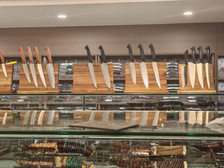 Knife Showroom 4